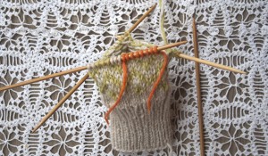 WasteYarn_PutBackOnLHneedle